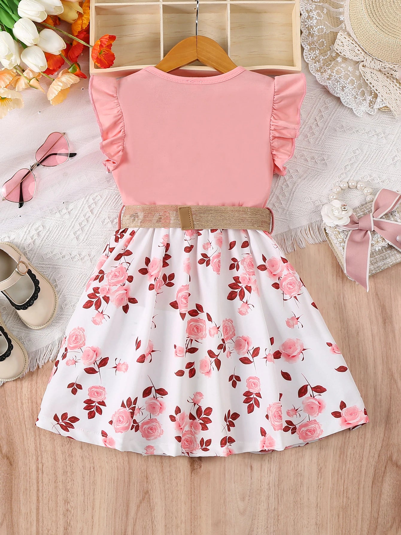 Girl's casual romantic floral print with ruffled edges and small flying sleeves, waist cinching dress (including belt), summer