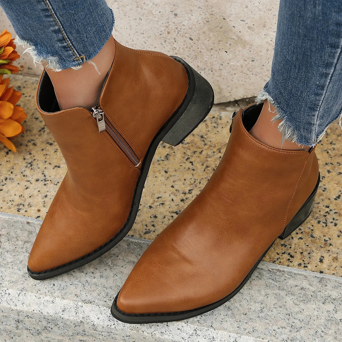 Autumn Women Ankle Boots Retro Style Pointed Toe Leather Boots Solid Short Barrel Chunky Heel Western Boots Botines Mujer