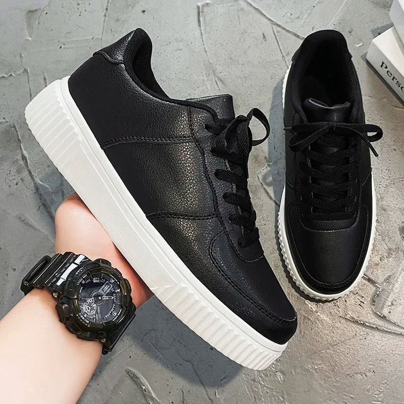 Designer leather men shoes trend white light casual sneakers male Outdoor non-slip walking teenager vulcanized footwear