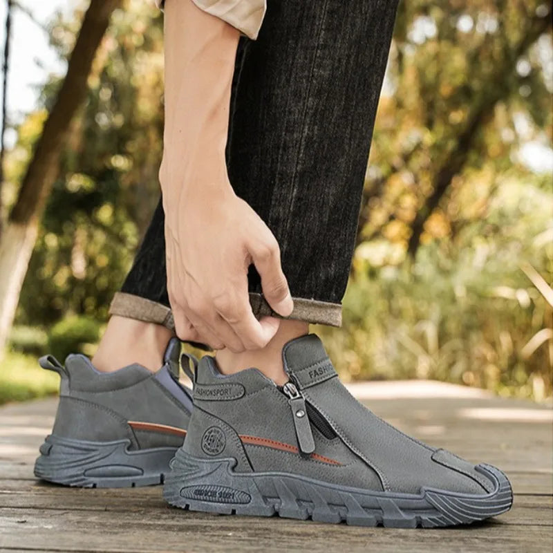 Mens Casual Labor Shoes Fashion Zipper Versatile Men Outdoor Climbing Shoes Non Slip Wear-resistant Sneakers Zapatos Para Hombre