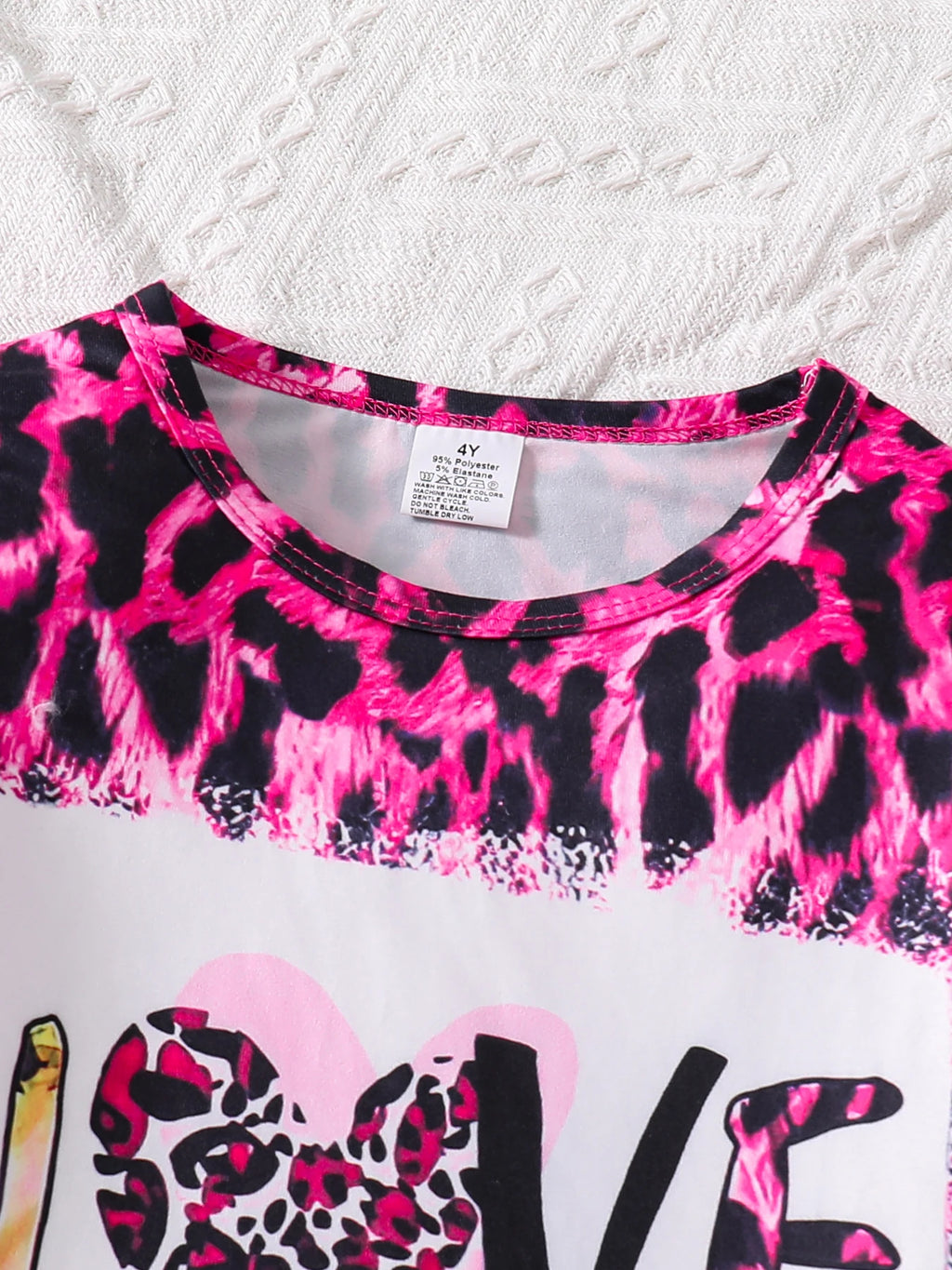 2-Piece Spring and Autumn Girls Fashion Set Pink Leopard Print Knit Round Neck Cartoon Print Long Sleeve + Dark Blue Slim Pants