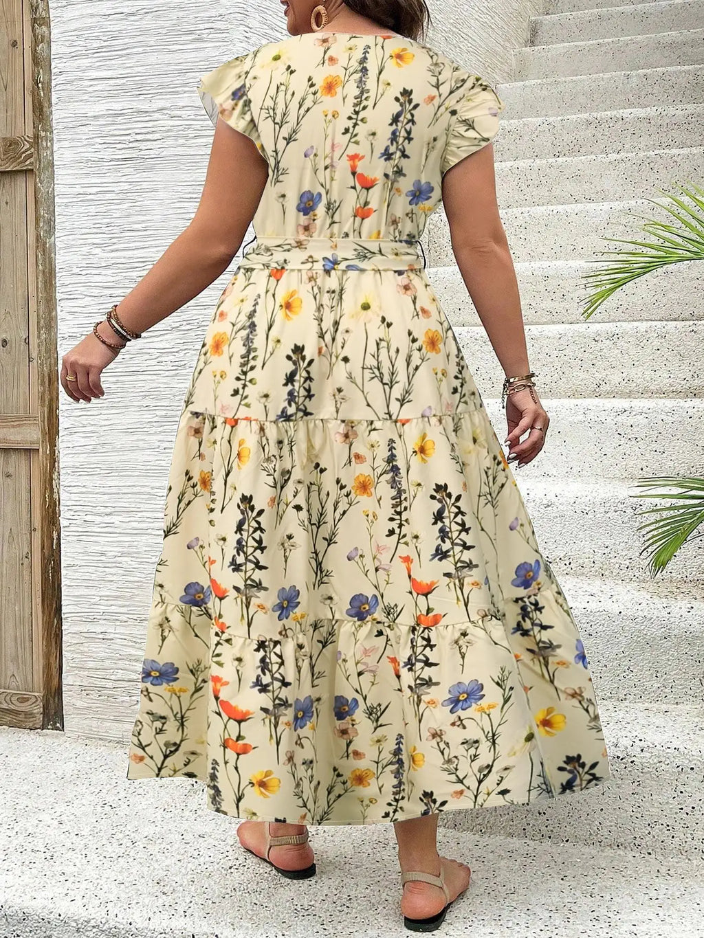 Plus Size Floral Print V Neck Dress, Casual Fashion Dress for Daily Outdoor Wear, Women Plus Clothing for All Seasons