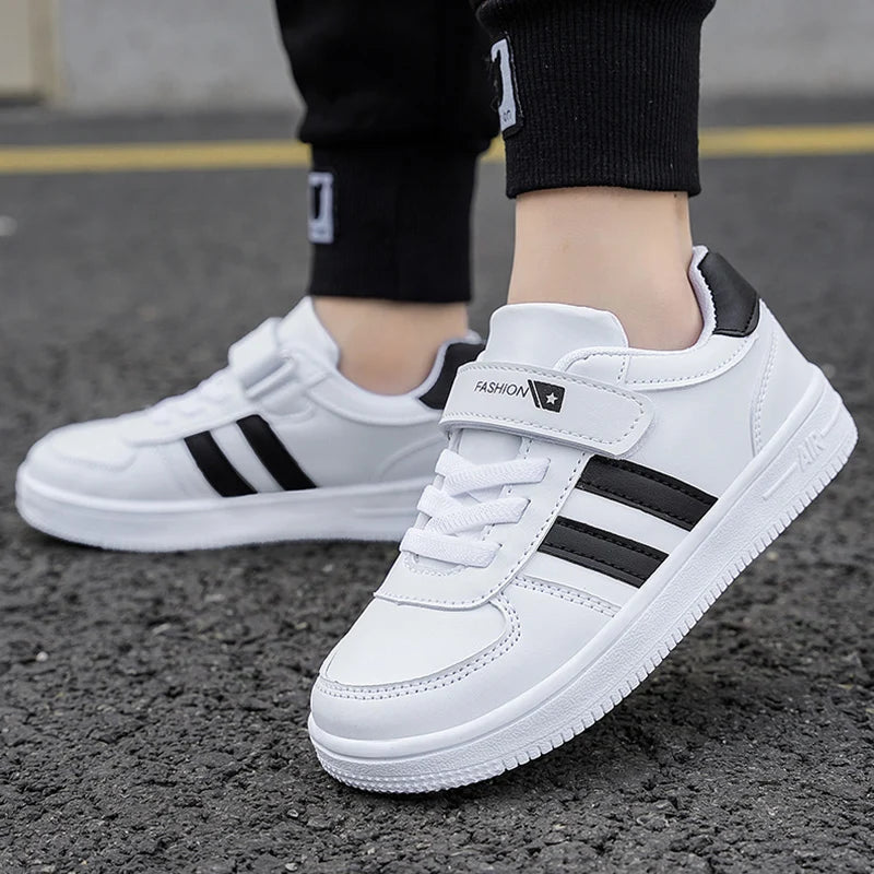 Kids School Sports Walking Shoes Fashion White Casual Sneakers for Boys & Girls Non-Slip Soft Sole Children's Running Shoes