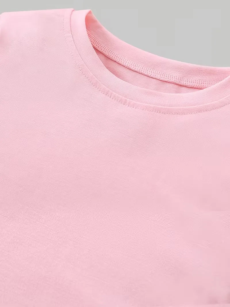 Cool Black and Pink Outfit for Girls Aged 4-12: Short-Sleeved T-Shirt and Flared Pants! Pink T-Shirt with a Vibrant Girl Group Illustration—3 Stylish Girls on a Starry Background, Purple "K-Pop" Glitter Print, Extremely Fas